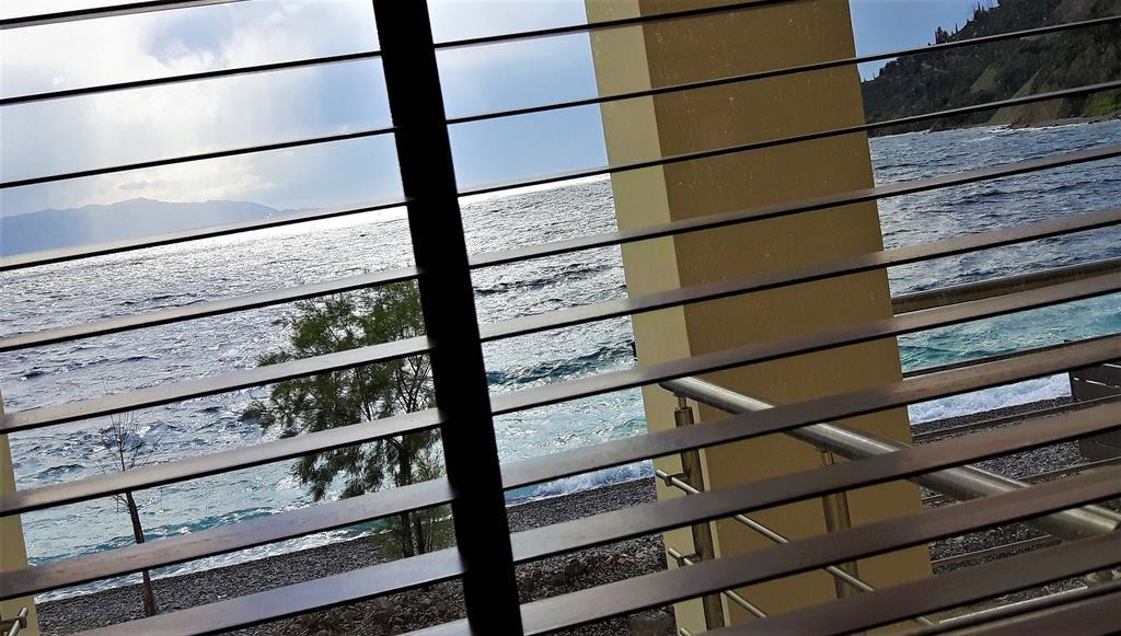 Villa Thalassa Paralia Sergoulas Ngoại thất bức ảnh